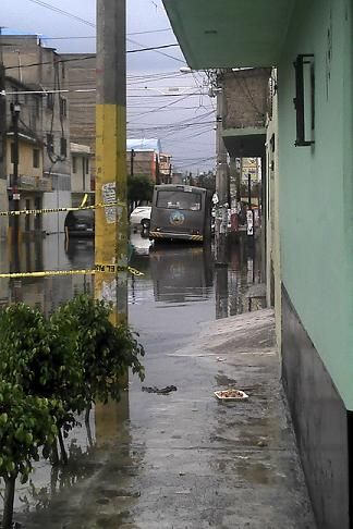 Inundaciones04_Ciudad Nezahualcoyotl_julio2012