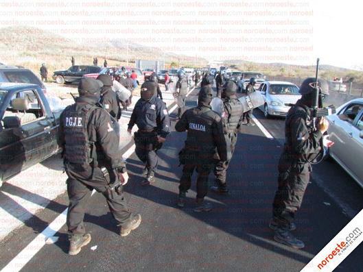 Afectados por la Presa Picachos