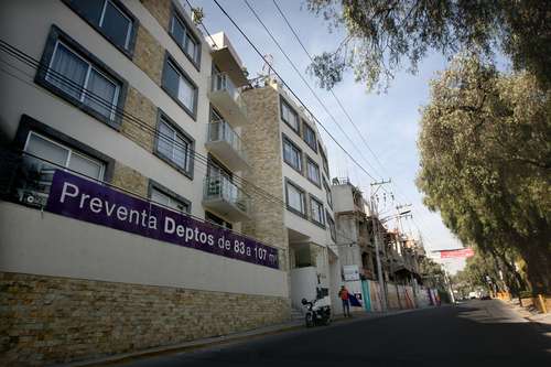 Creció el caos urbano por 83 obras inmobiliarias en Álvaro Obregón (La Jornada)