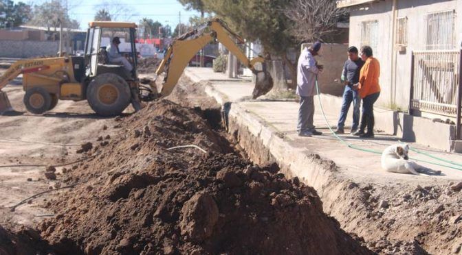 Ciudad Juárez: Suspenderán servicio de agua en fraccionamiento Quintas del Solar (El Mexicano)