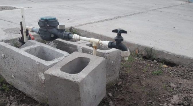 Sinaloa: Se quejan por baja presión de agua en el sector oriente (Línea Directa)
