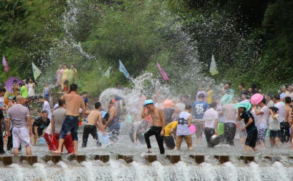 La fiesta del agua, año nuevo en Tailandia (El Heraldo)