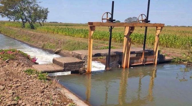 Torreón: Se manifiestan campesinos por presunto robo de agua (El siglo de Torreón)
