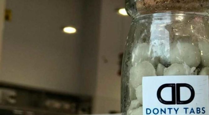 CdMx: Estudiantes crean cápsulas de pasta dental que se usa sin agua (ADN 40)