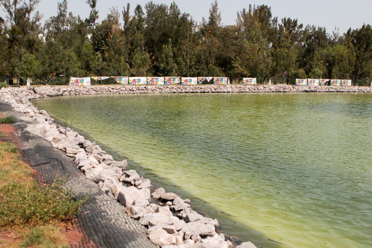 Lago artificial en Ciudad Deportiva