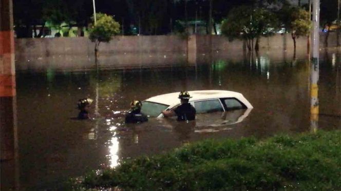 CDMX: Inundación en GAM, culpa de empresa que construye vía en Edomex (Excelsior)