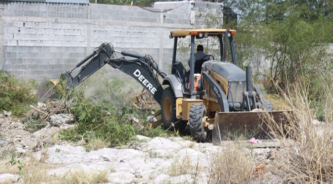 Coahuila: limpieza en arroyo impidió se inundara (La Prensa de Monclova)