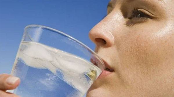 Cómo beber agua correctamente (CMD Sport)