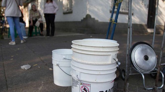 Monterrey: Fuga en red deja sin agua a 4 municipios de NL (Excelsior)