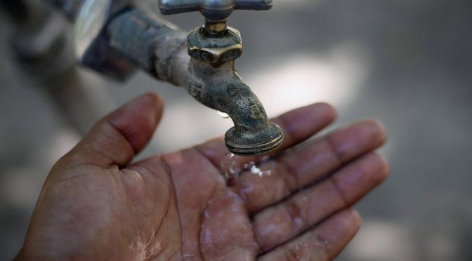 CDMX: Dejan sin agua a 10 mil familias de colonias de la GAM (La Jornada)