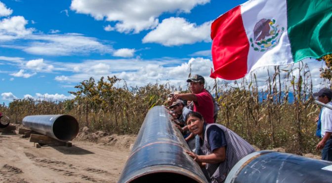 México: Comunidades afectadas por gasoductos mantienen oposición legal (pie de pagina)