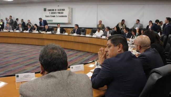 Avanaza en San Lázaro eliminación de cobro de derechos por uso de agua (El Universal)