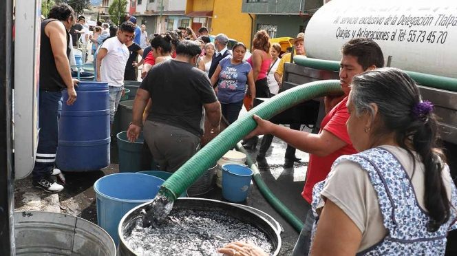 Distribución de agua ‘divide’ a la Ciudad de México (Excelsior)