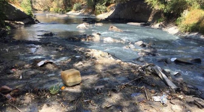 Guanajuato: Leoneses arrojan más de 60 mil toneladas de basura a ríos y arroyos (Milenio)