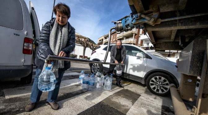 Girona: Más de 17.500 hogares siguen sin agua una semana después del temporal (El País)