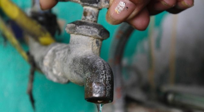 Durango: en Rodeo, aseguran que falta de agua potable tiene más de tres días (El Siglo de Durango)