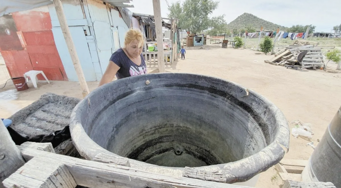 Sonora: Sin agua potable, pero se la ingenian en tiempos de Covid (El Imparcial)