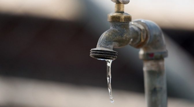 Nuevo León: AyD anuncia suspensión de suministro de agua en 25 colonias de Monterrey (Milenio)