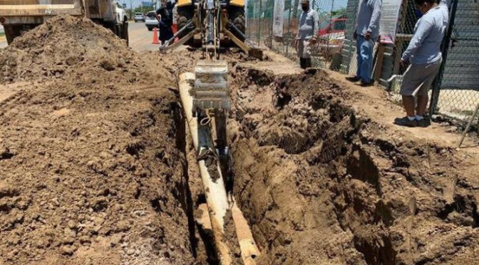 Sinaloa: Se quedan sin agua por reparación de tubería (El Sol de Mazatlán)