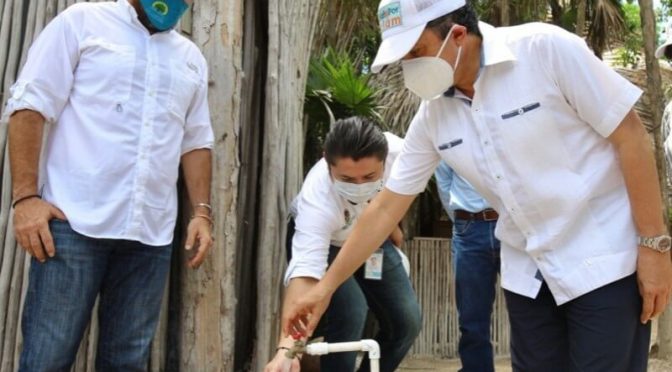 Quintana Roo: Carlos Joaquín puso en servicio la red de agua potable para la zona costera de Tulum (24 Horas)