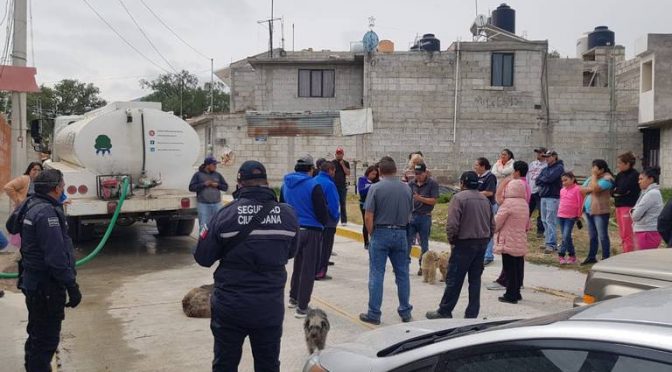 Hidalgo: Retienen a pipero para exigir agua (El Sol de Hidalgo)