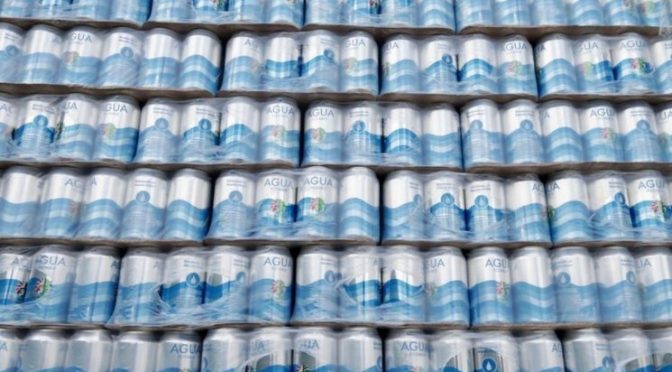 Heineken dona gel antibacterial y agua a la SSC CDMX (La Jornada)