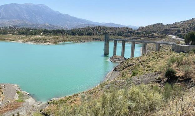 España: Los proyectos para solucionar la escasez de agua en Málaga, atascados (Diario Sur)