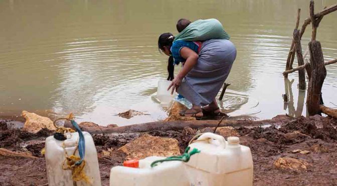 Chiapas: SCLC, sin agua ni para lavarse las manos (El Diario de Chiapas)