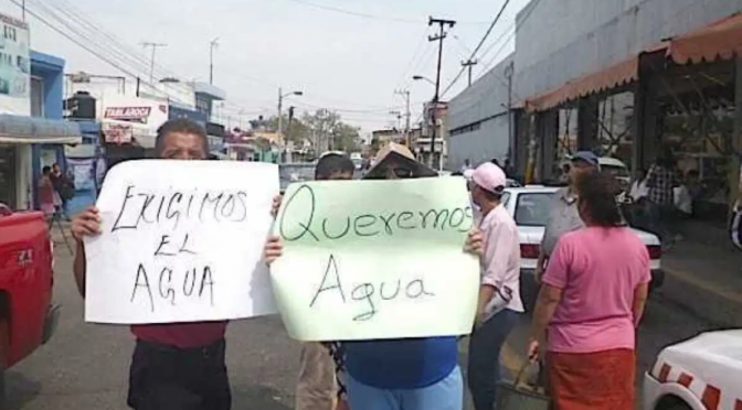 Edo de México: Habitantes de Ecatepec se amparan para tener agua (El Universal)