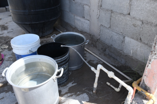 Coahuila: Habitantes de Lerdo comparten problemática de baja presión de agua (El Siglo de Torreón)