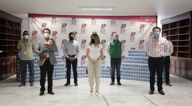 Morelos: Recibe DIF Cuernavaca donación de latas de agua (El Sol de Cuernavaca)