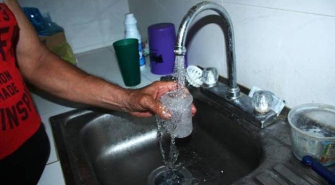 Colombia: 15 mil personas de Bucaramanga están sin agua este sábado (Vanguardia)