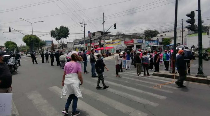 Vecinos de Tlalpan exigen servicio de agua; bloquean la Picacho-Ajusco (Milenio)