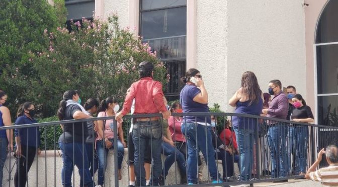 Chihuahua: Vecinos de La Fortuna se manifiestan por falta de servicio de agua (El Sol de Parral)