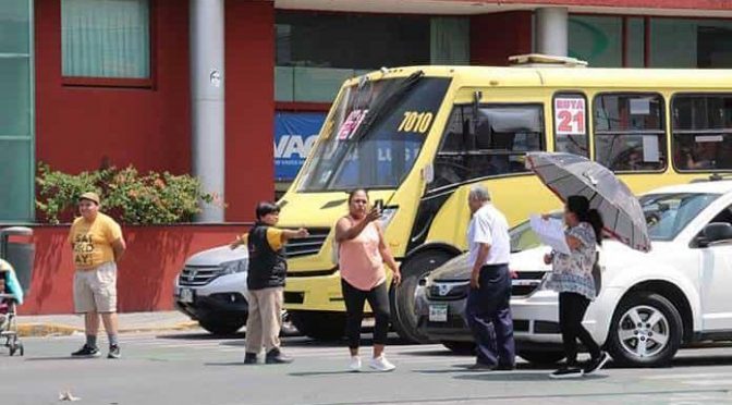 San Luis Potosí: Con bloqueo, vecinos de San Juan De Guadalupe exigen agua (Pulso SLP)