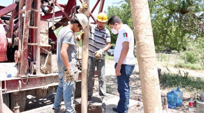 Coahuila: Constata Alcalde trabajos en pozo para extraer agua (La Prensa de Monclova