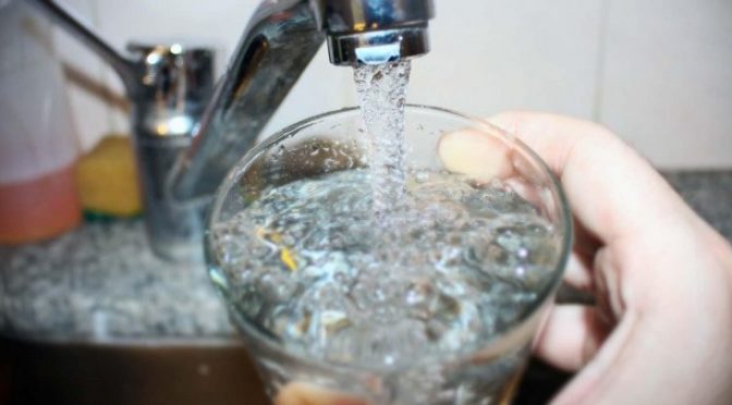 Tamaulipas: Aprovechan Covid y no pagan agua (El Mañana)