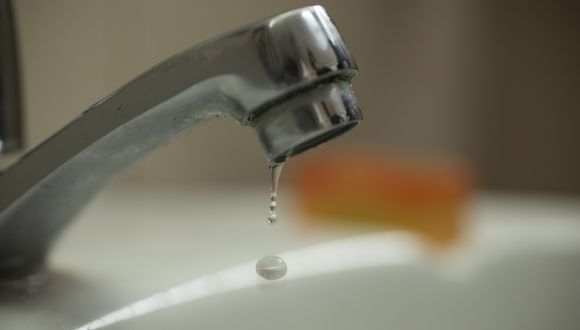 Sedapal restringirá el servicio de agua este jueves y viernes en tres distritos de Lima y Callao (El Comercio)