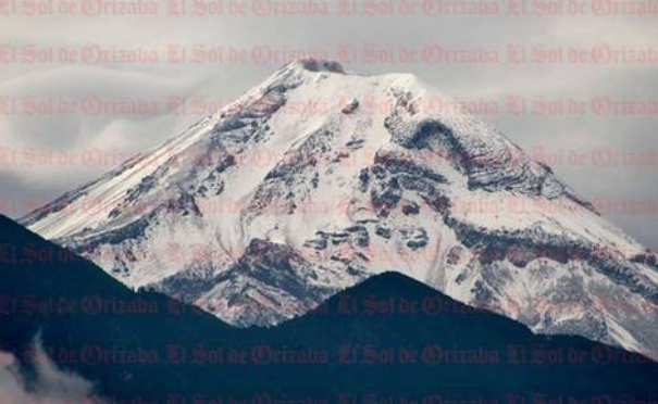 Veracruz: El Pico, cubierto de nieve… y habrá agua hasta para Veracruz puerto (Diario de Xalapa)