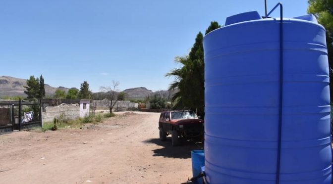 Chihuahua: Sufren vecinos de la Nuevo Triunfo escasez de agua (El Heraldo de Chihuahua)