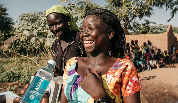 AUARA genera más de 56 millones de litros de agua potable en 17 países en vías de desarrollo (Marketing Directo)