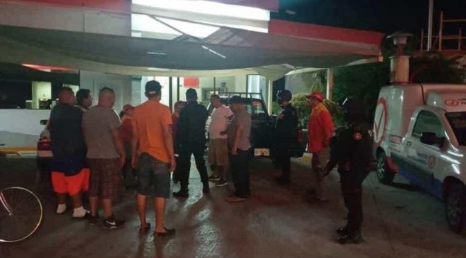Nuevo León: Dañan 15 vehículos por vender gasolina con agua (ABC Noticias)