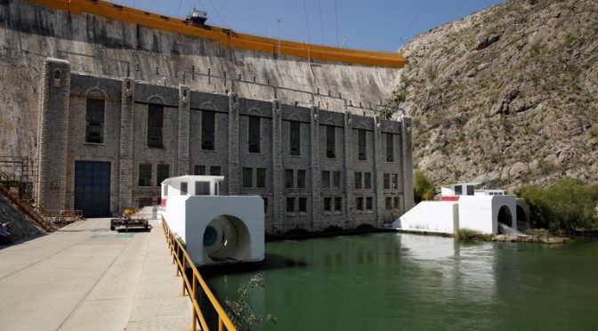 Conagua advirtió reducción de agua en Chihuahua por actos vandálicos en presa La Boquilla (Infobae)