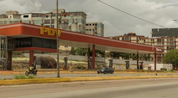 Aumentan protestas en Venezuela por fallos en los servicios públicos (Portafolio)