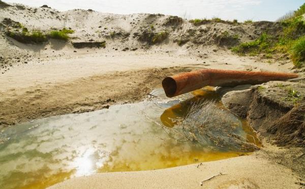 Contaminación de las aguas subterráneas: causas y consecuencias (Ecología verde)