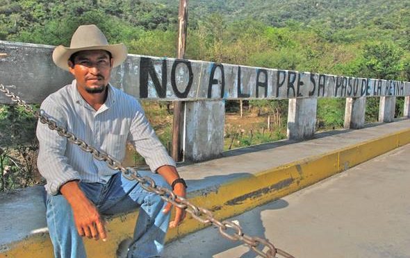 Oaxaca: Asesinan a Fidel Heras Cruz defensor comunitario de Paso de la Reina (DenunciaOaxaca.org)