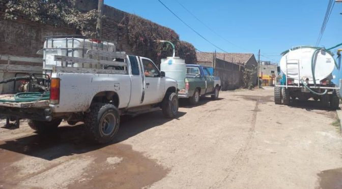 Vecinos de Escuinapa exigen suministro de agua potable tras cinco días secos (Noroeste)