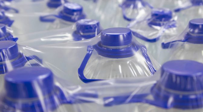 Europa: Piden más reciclaje de plástico ante la escasez de materias primas (El Ágora Diario)