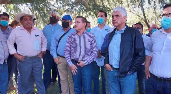 Comarca lagunera – Director nacional de Conagua y Gobernador de Durango recorren área contemplada para ‘Agua Saludable’ (Milenio)