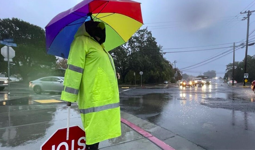EUA – Pueblos de California que fueron afectados por el fuego, ahora temen de las inundaciones (Milenio)